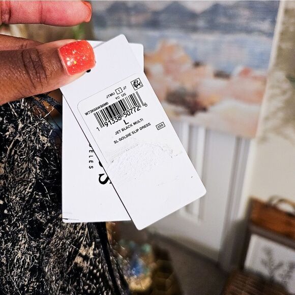 New Guess Fuzzy Goldie Sexy A- Line Slip Dress. - Picture 4 of 15